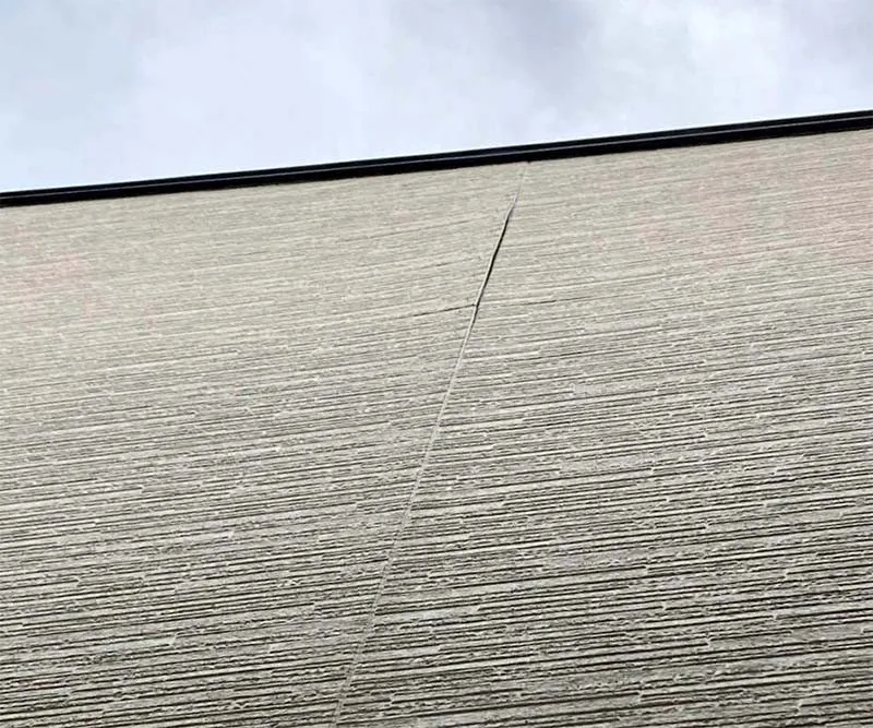 新潟市東区Y様邸　屋根・外壁リフォーム事例｜新潟市北区、東区、江南区、聖籠町、新発田市、阿賀野市のリフォーム